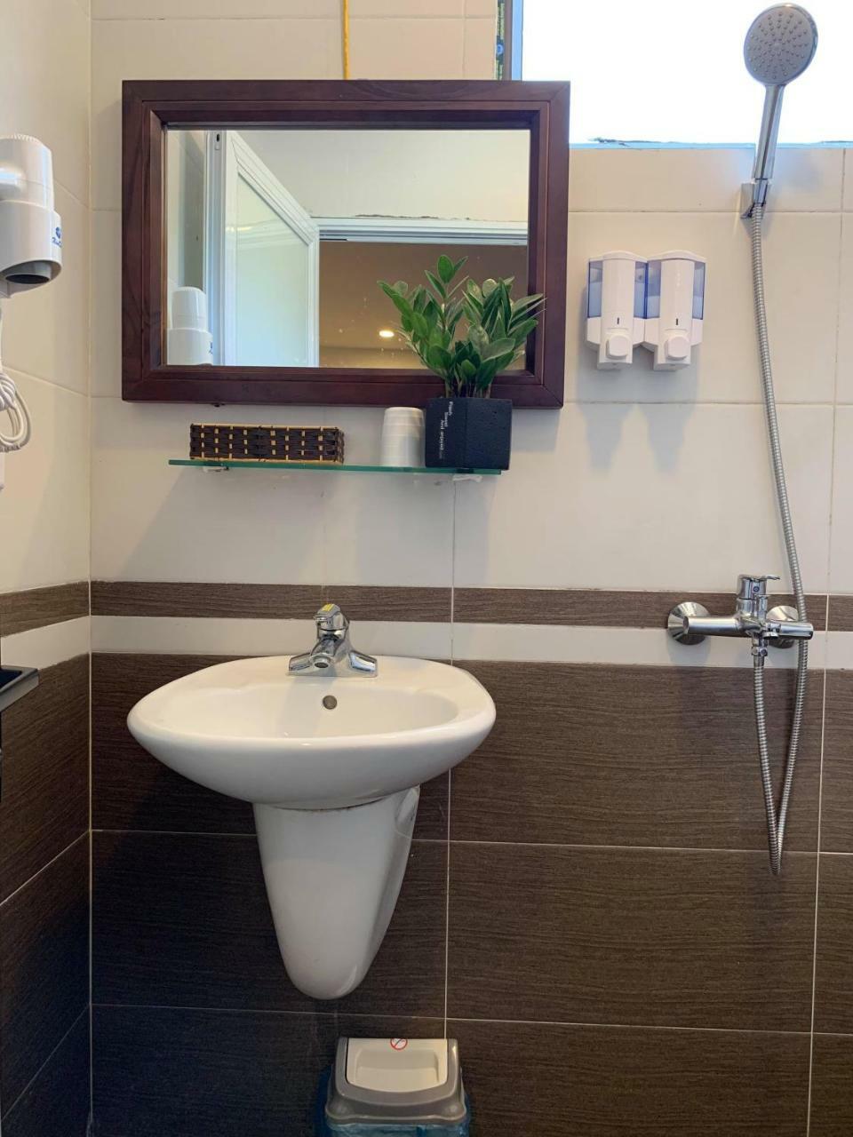 Sapa Meriton Boutique Hotel מראה חיצוני תמונה